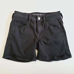 🇺🇸SALE🇺🇸 American Eagle Midi Stretch Short